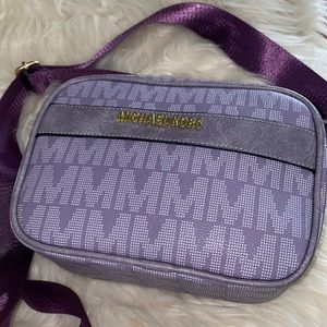 Beautiful (Michael Kors) crossbody bag‼️Won’t last
